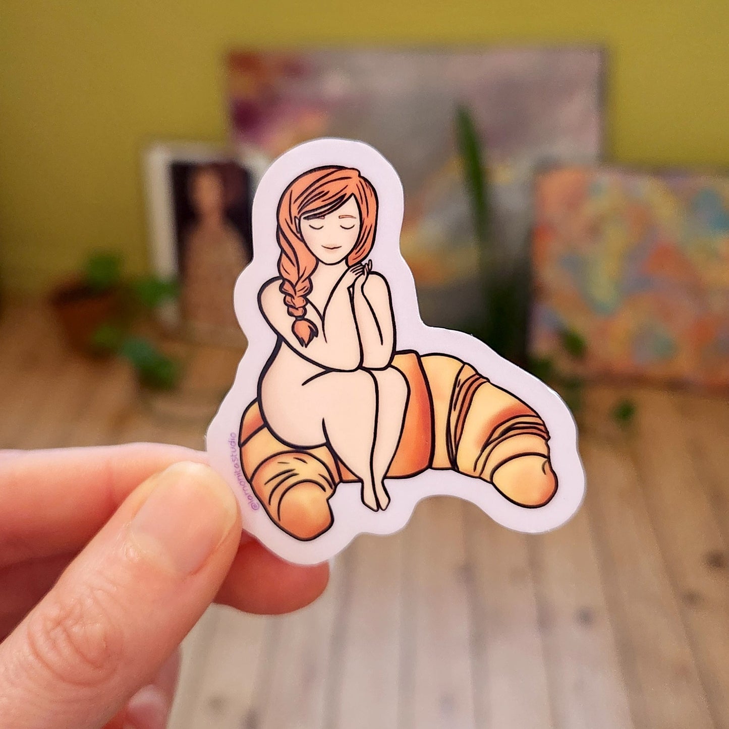 Autocollant n°2 - Camille et son croissant