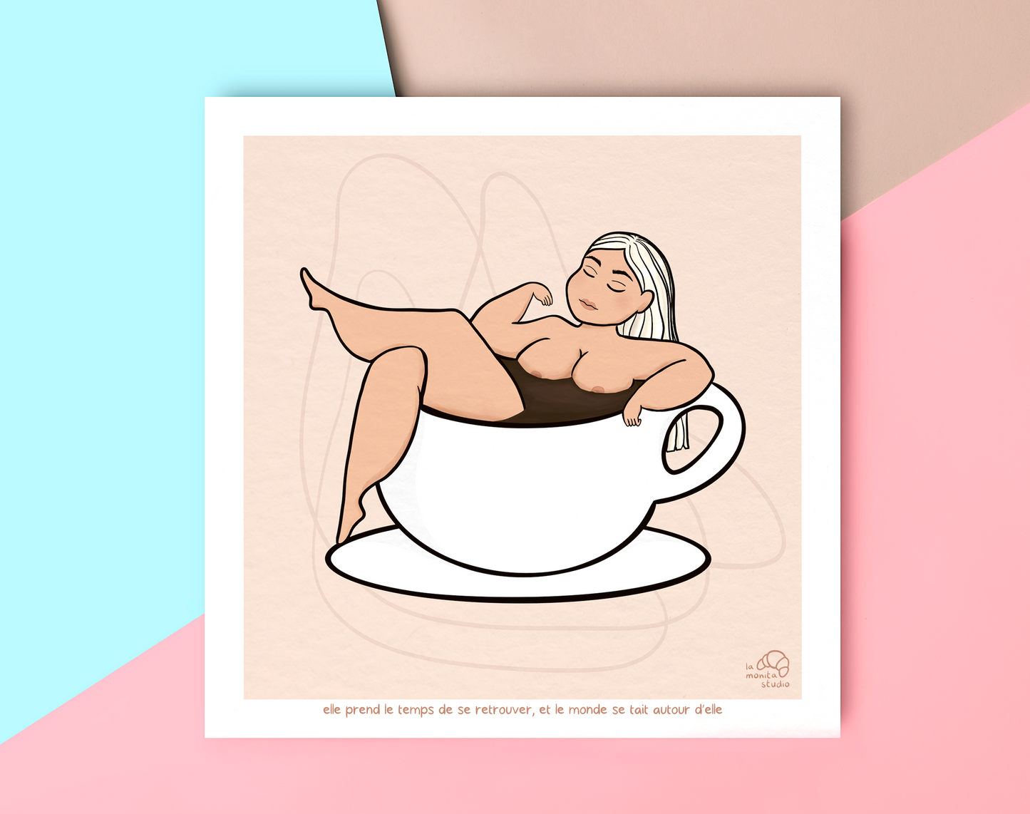 elle prend le temps de se retrouver, et le monde se tait autour d’elle